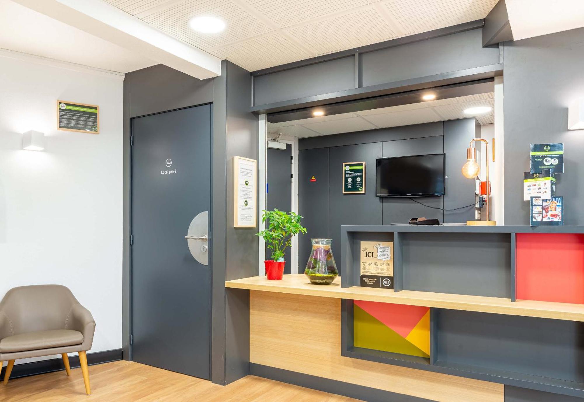 B&B Hotel Nantes Aeroport Bouguenais Eksteriør billede
